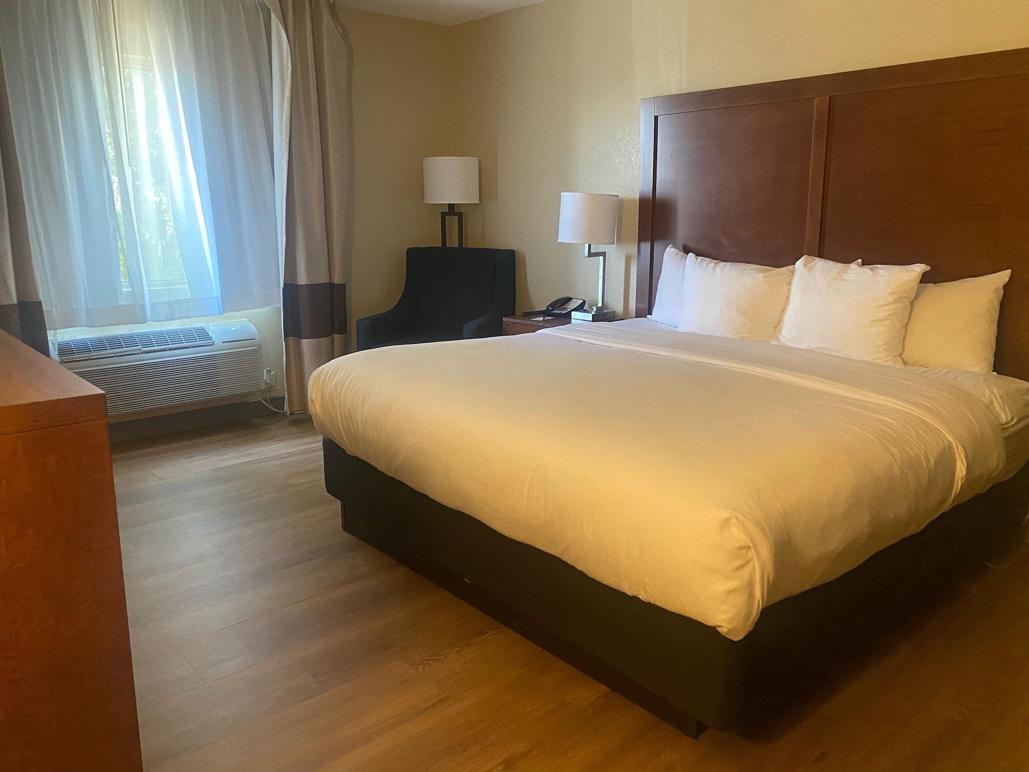 Comfort Inn & Suites Phoenix North - Deer Valley Luaran gambar