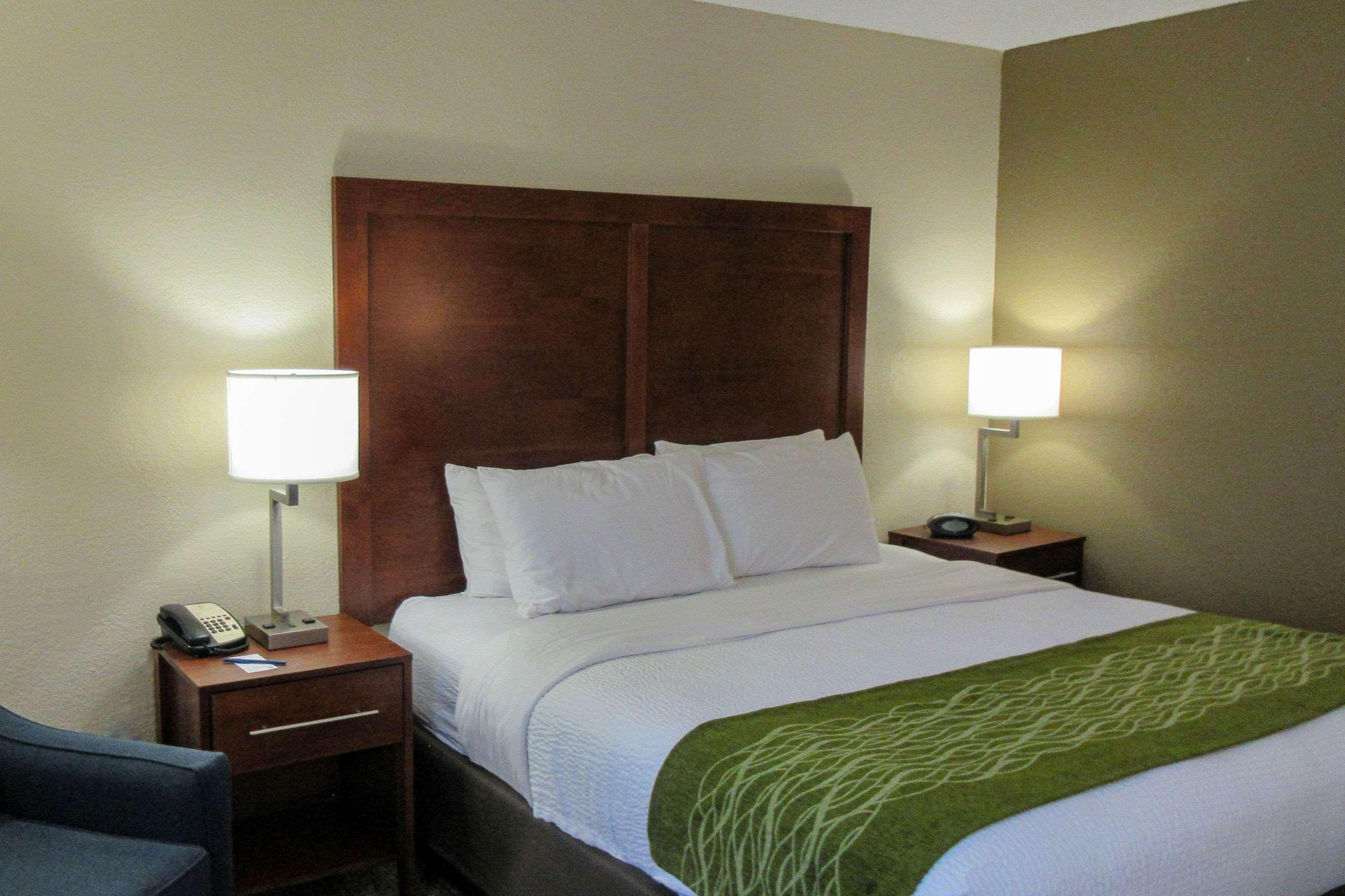 Comfort Inn & Suites Phoenix North - Deer Valley Luaran gambar
