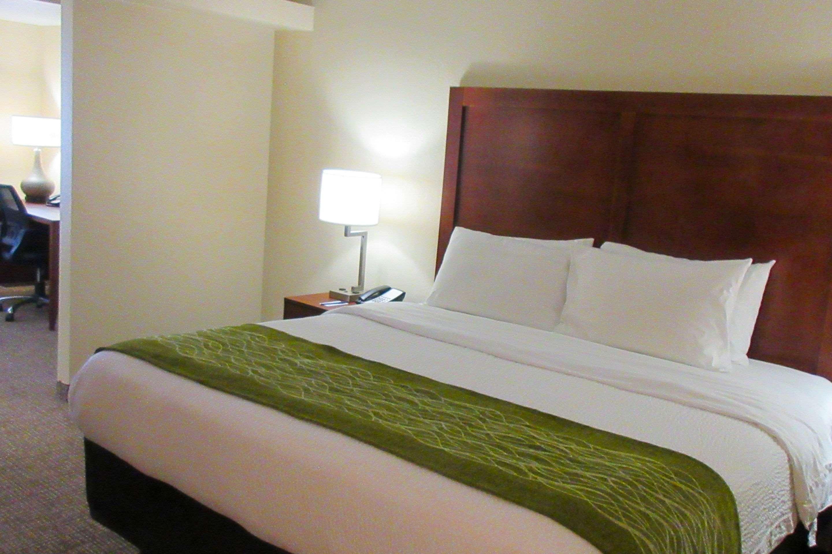 Comfort Inn & Suites Phoenix North - Deer Valley Luaran gambar
