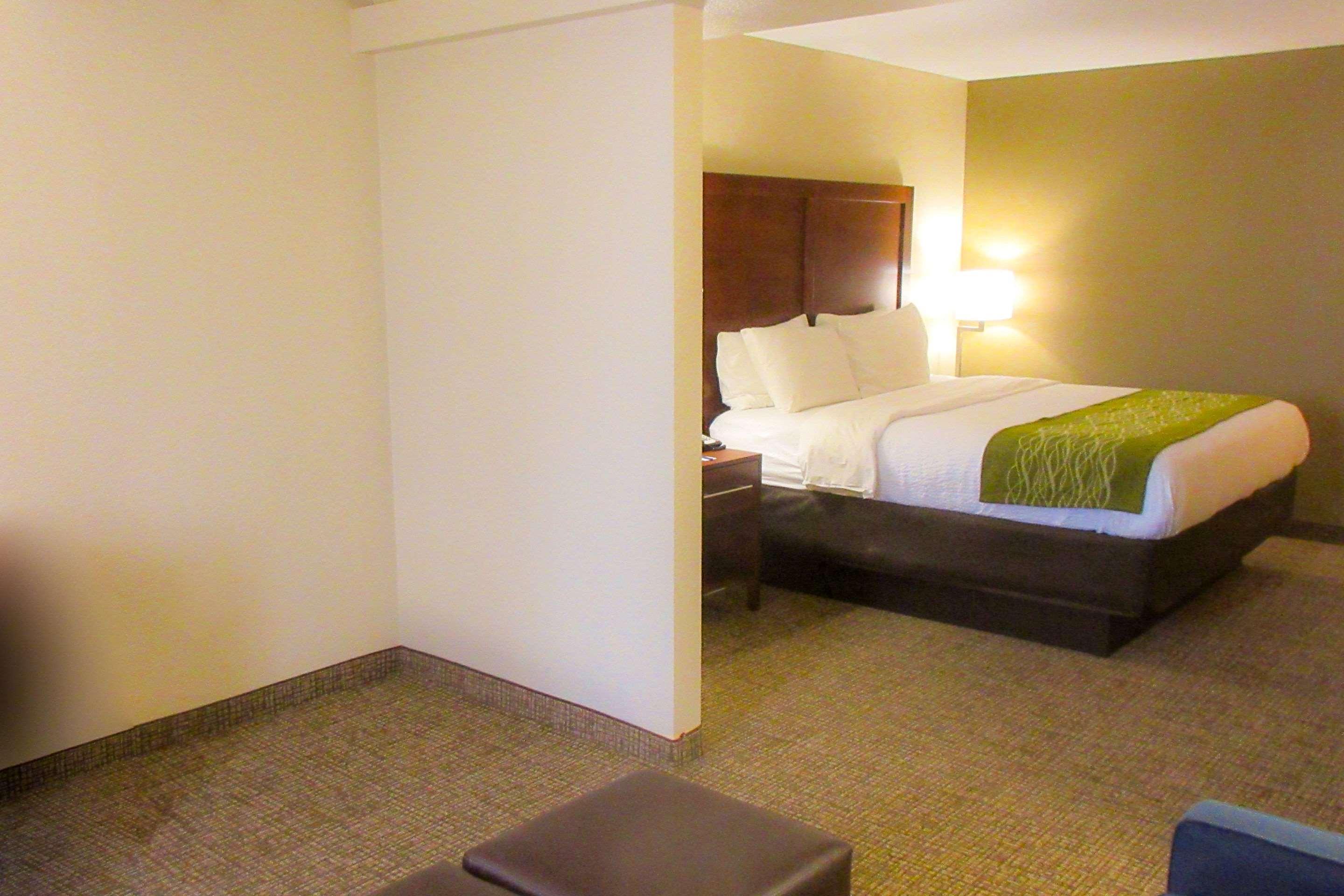 Comfort Inn & Suites Phoenix North - Deer Valley Luaran gambar