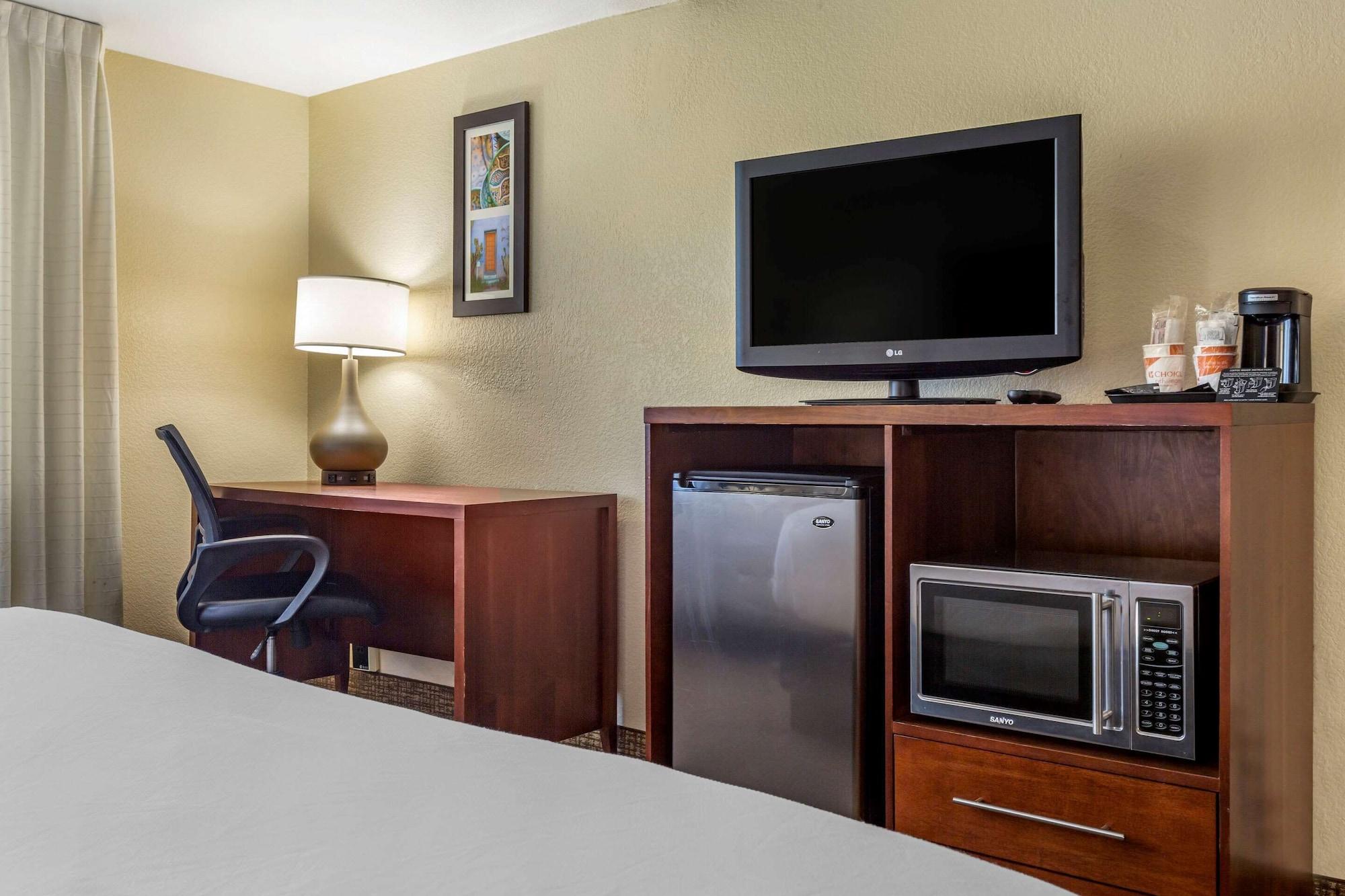 Comfort Inn & Suites Phoenix North - Deer Valley Luaran gambar