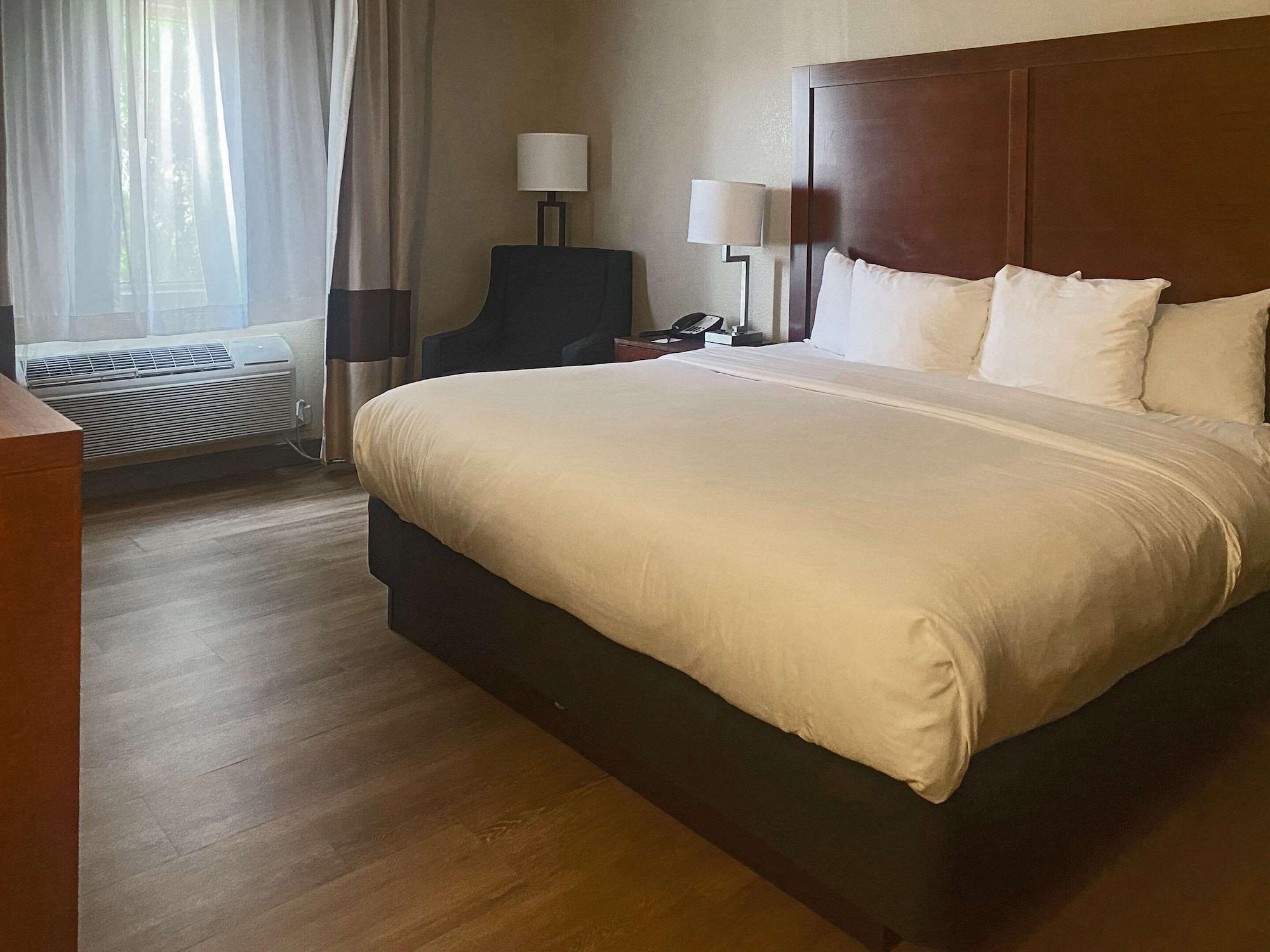 Comfort Inn & Suites Phoenix North - Deer Valley Luaran gambar